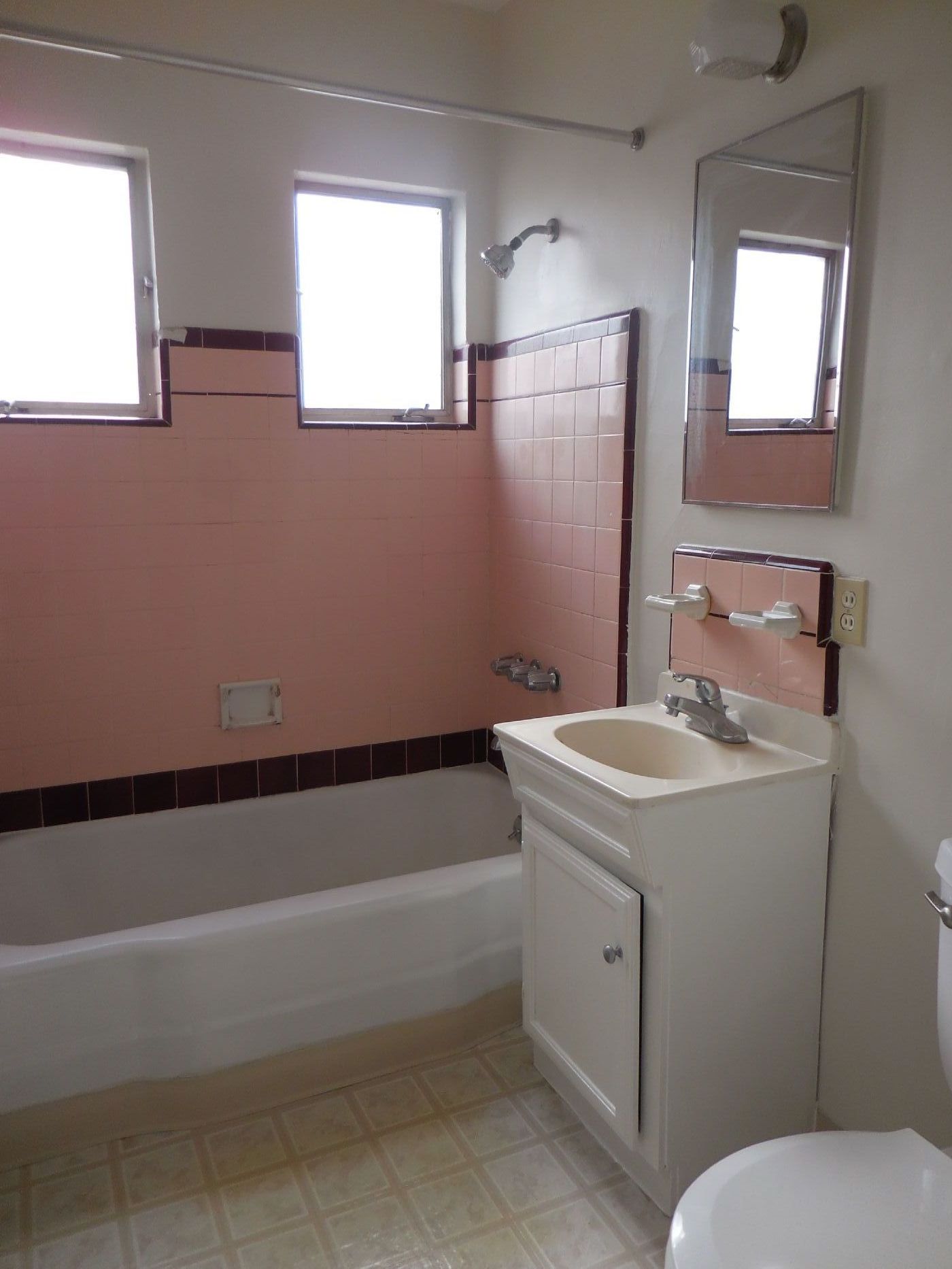 Spacious 1 BR Apartment near Loyola University photo 4